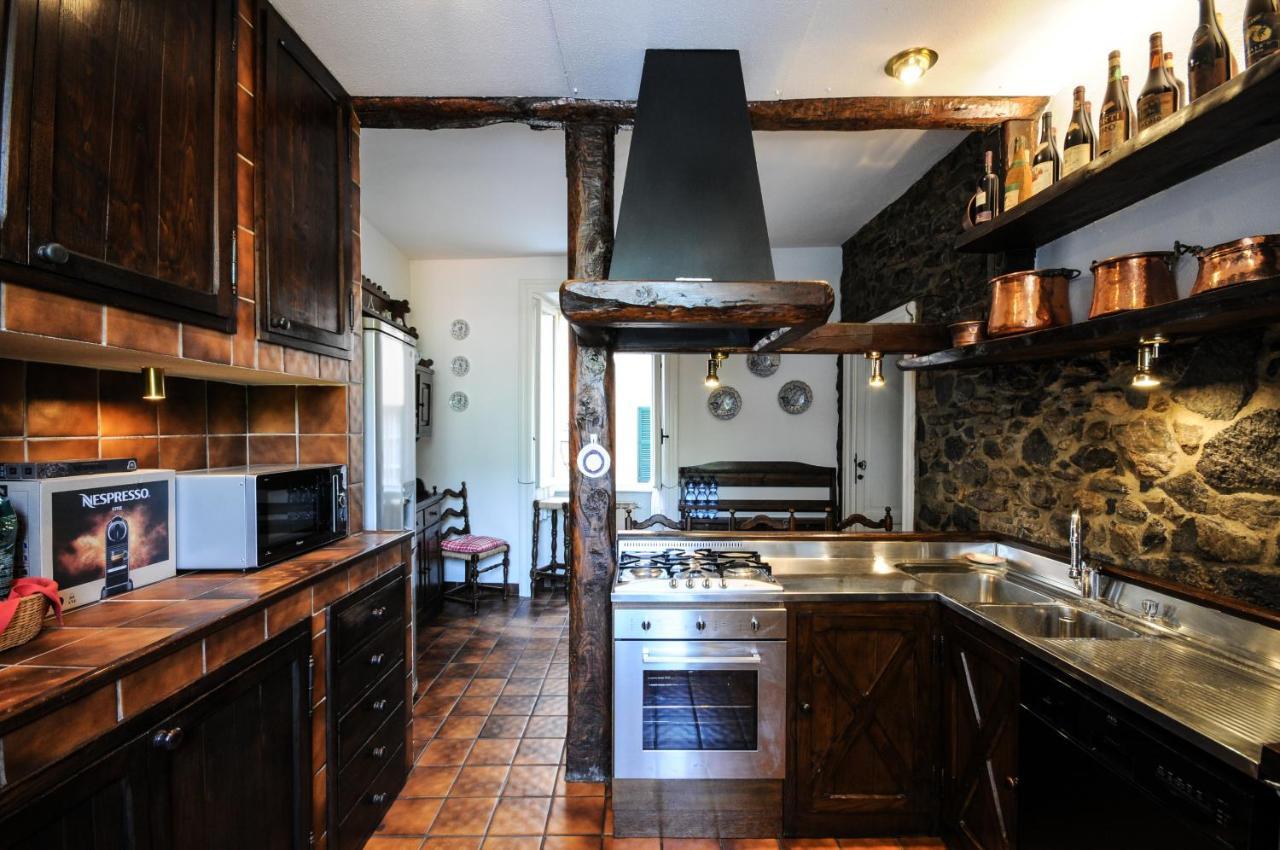 شقة Casa Vasconi تْشيرنوبيو المظهر الخارجي الصورة