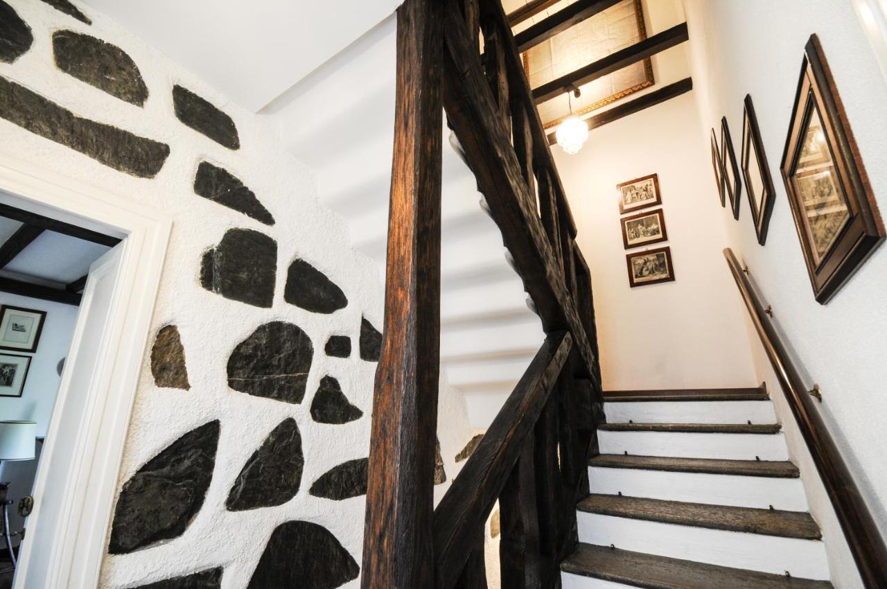 شقة Casa Vasconi تْشيرنوبيو المظهر الخارجي الصورة